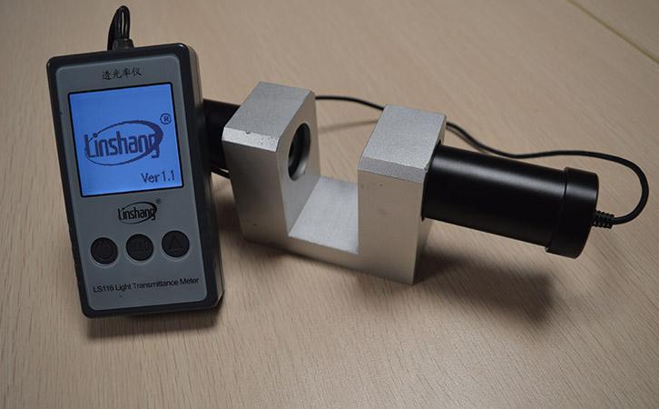 透光率计.jpg 透光率计.jpg